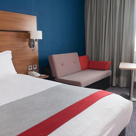 Holiday Inn Express Birmingham Star City By Ihg Екстериор снимка