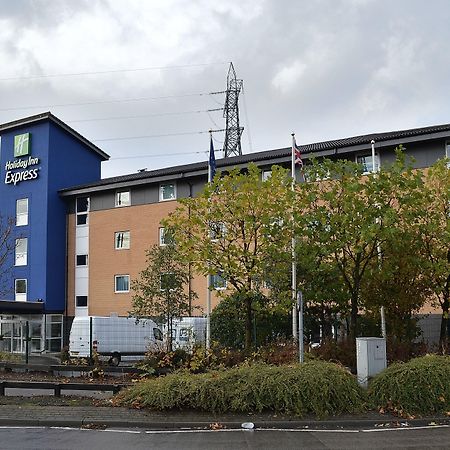 Holiday Inn Express Birmingham Star City By Ihg Екстериор снимка