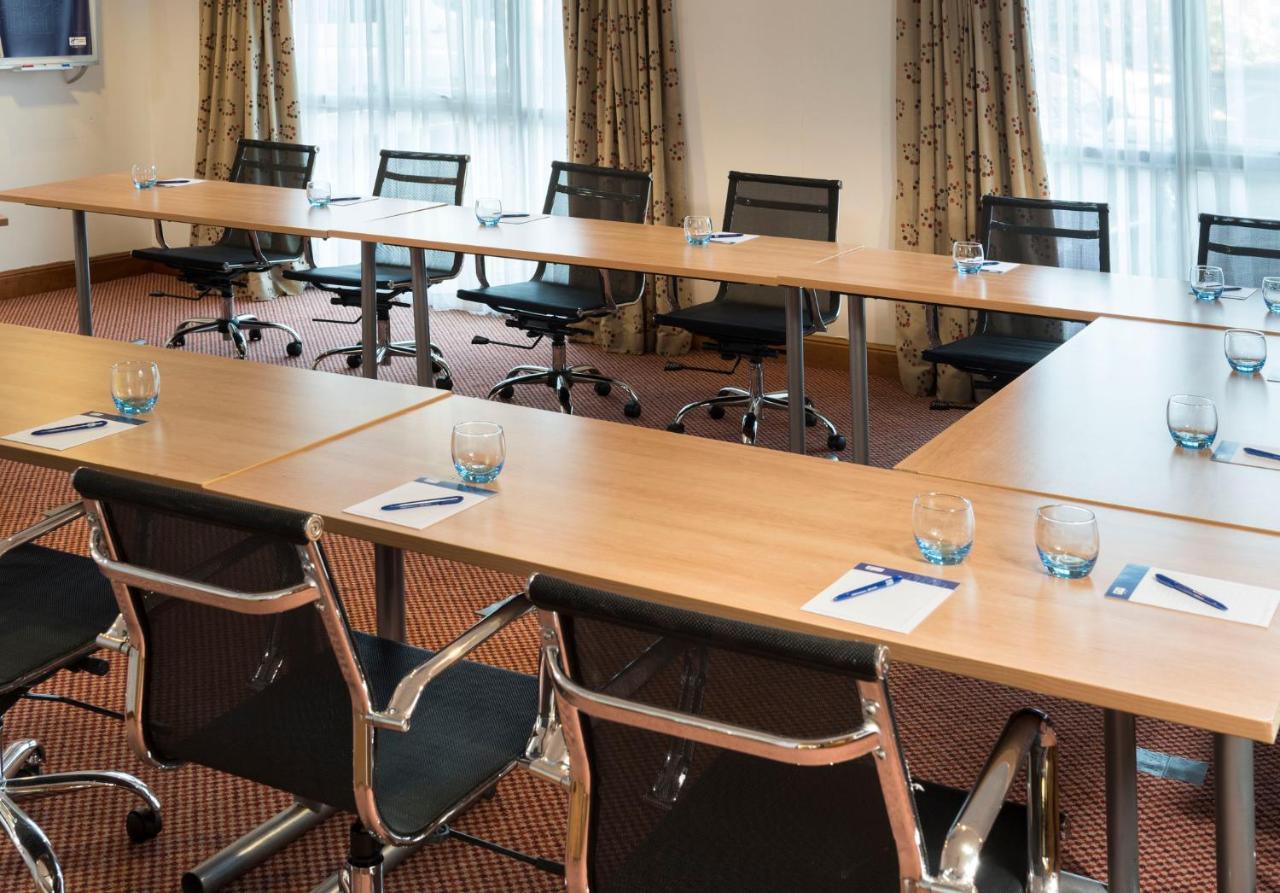 Holiday Inn Express Birmingham Star City By Ihg Екстериор снимка