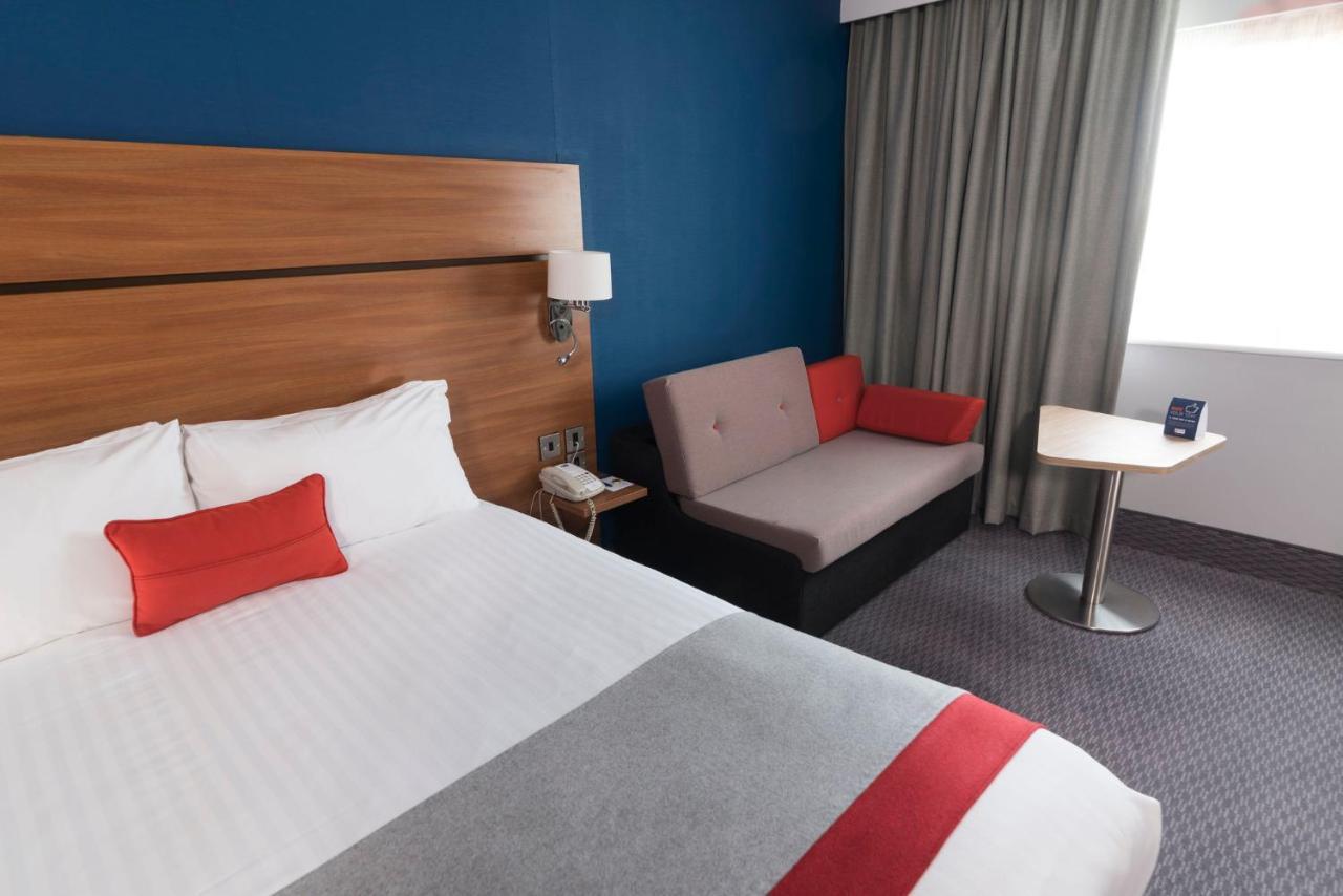 Holiday Inn Express Birmingham Star City By Ihg Екстериор снимка
